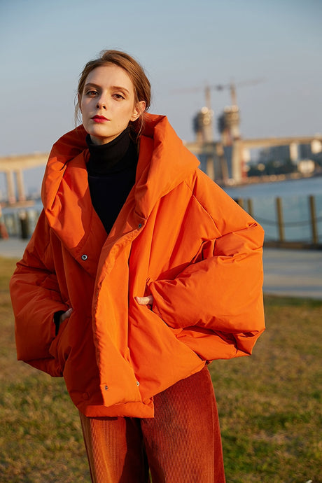 2021 New Design Luxury Women's Down Jacket Solid Oversized Hooded Loose 90% White Duck Down Coat